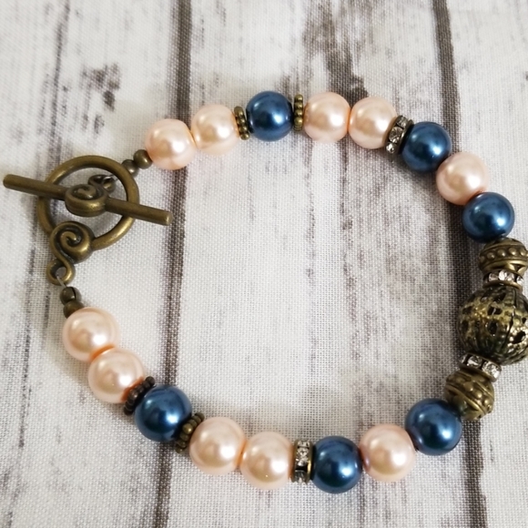 Midnight blue & peach glass pearl beaded bracele - Picture 6 of 8